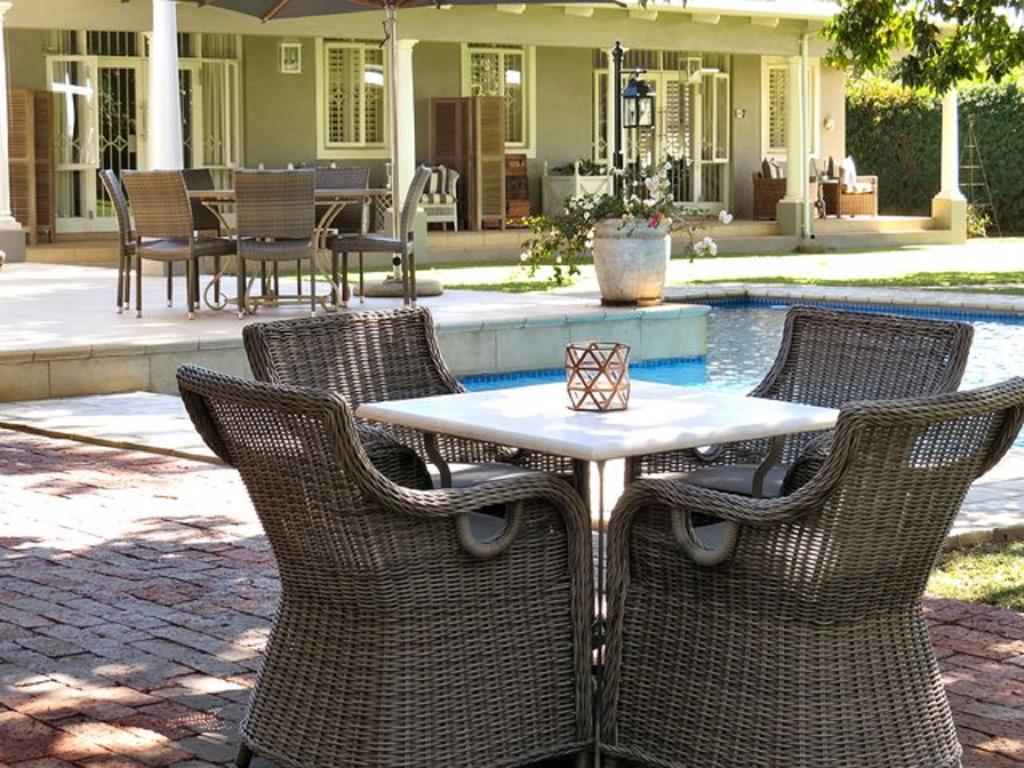 Highlands House Hotel ฮาราเร ภายนอก รูปภาพ